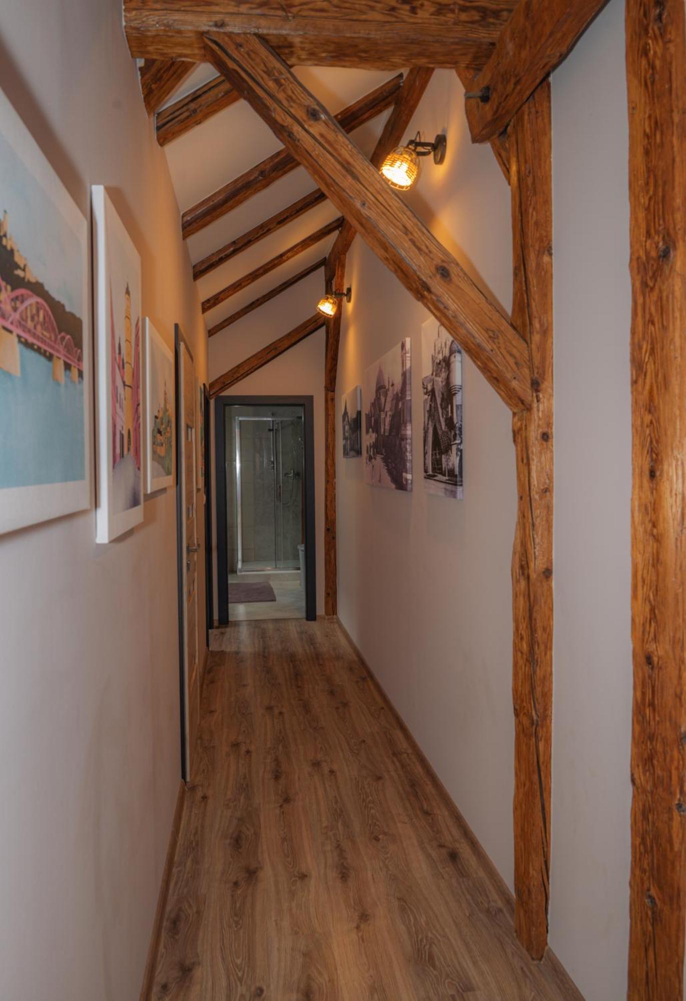 Apatman Fellini House Trencin Exterior foto